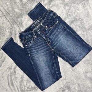 American Eagle Outfitters Women's Dark Blue Skinny Jeans